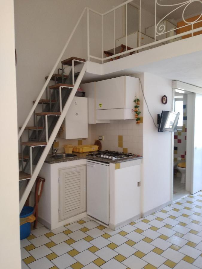 Ponzamania Appartamenti ,,Belvedere" Ponza Exterior foto